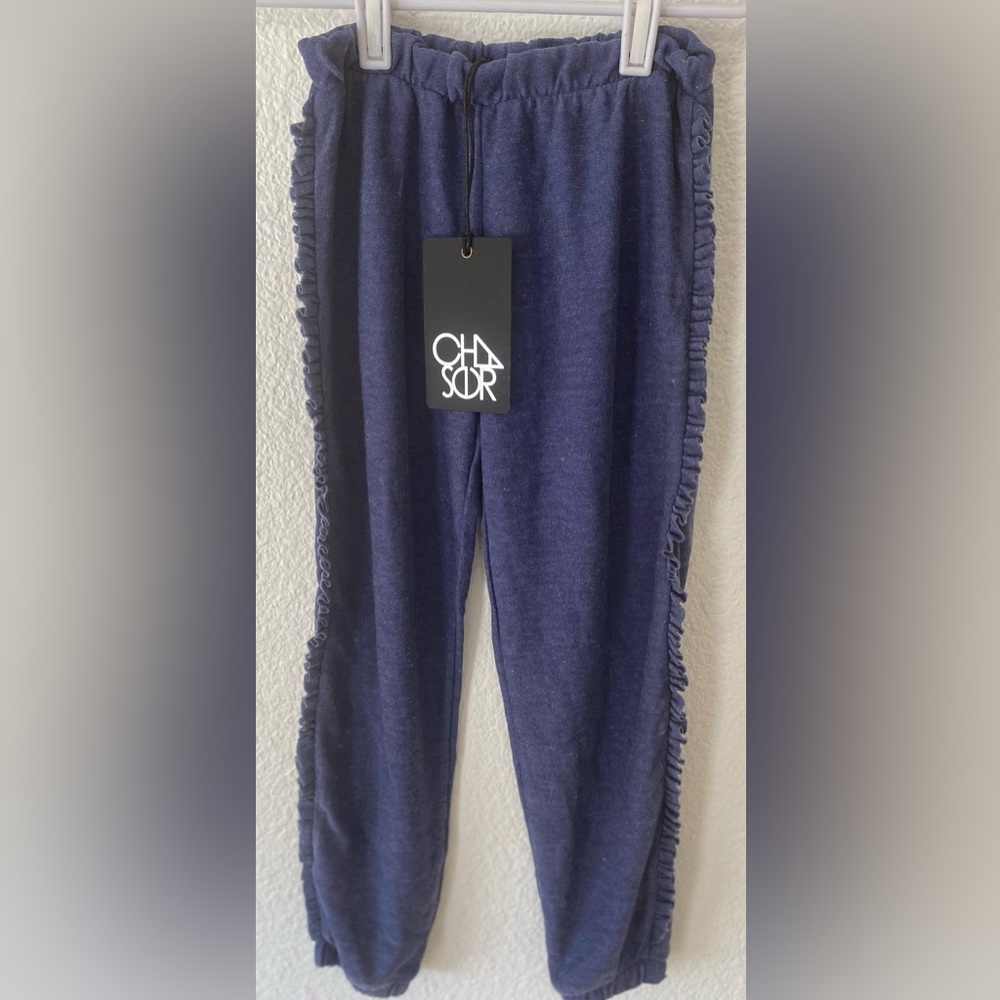 NWT Girl’s Cozy Knit Slouchy Jogger With Ruffle Sides Size 6